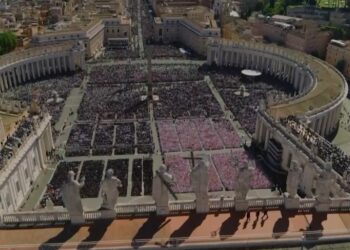 piazza San Pietro funerali papa Francesco