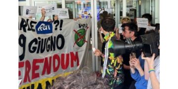 Iniziativa centro sociale il Cantiere e collettivi studenteschi