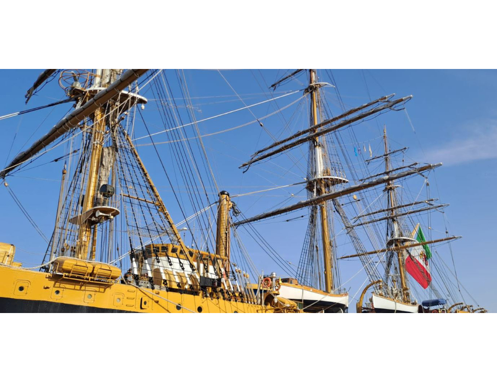 A Reggio Calabria il Vespucci incontra i Bronzi di Riace