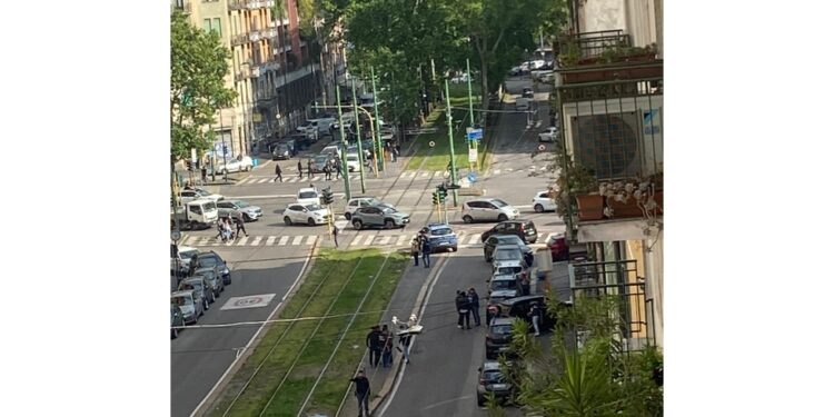 Sul posto la Polizia di Stato; tutti fuggiti i protagonisti
