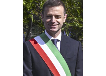 I due arrestati negano le accuse
