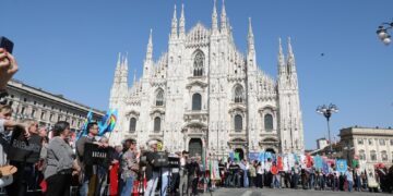 Il 17 maggio alle 15 in piazza Duomo 'un altro 25 aprile'