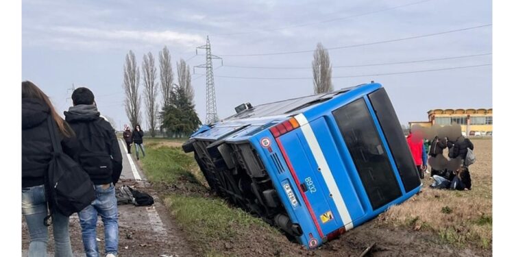 Il pullman proveniva da Avignone