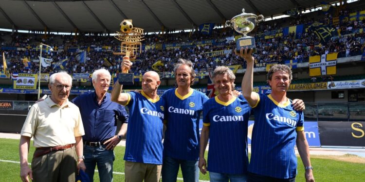 Il 12 maggio ricorre il 40/o della vittoria campionato serie A
