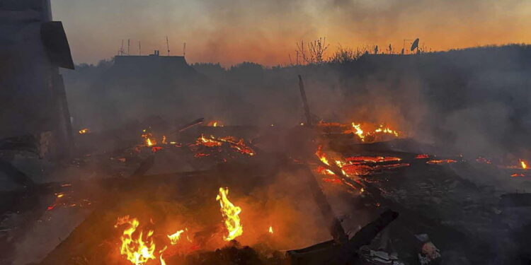 Fonti Usa:'Russia sta radunando forze per conquistare territori'