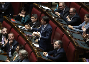 In stesso luogo dove gli altri si riuniscono. Non contiamo nulla