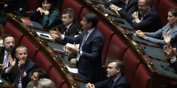 In stesso luogo dove gli altri si riuniscono. Non contiamo nulla