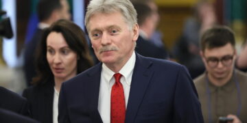 Portavoce Peskov ricorda annullamento consultazione del 2024