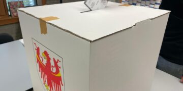 Hanno votato rispettivamente il 42