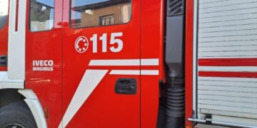 Trasferiti in codice giallo all'ospedale