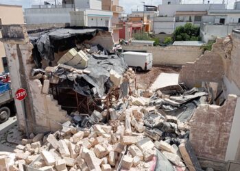 La casa indipendente aveva la volta a stella alta circa 6 metri