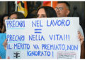 'Basta tagli e precariato'. Corteo e presidi a Torino e Milano