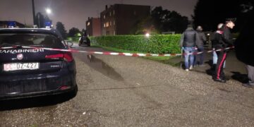 Sul corpo della 60enne ferite da taglio