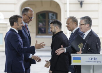 La riunione a Tirana