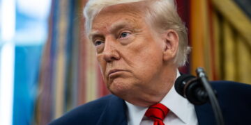 Il presidente Usa: 'Ne restano vivi solo 21'