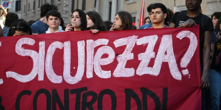 Istanza difesa su atti a Consulta. 'Attendiamo iter conversione'