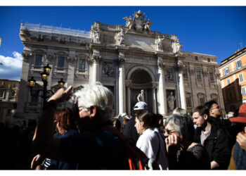 Turisti invitati a maggiore prudenza