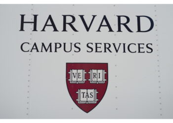 Avvocati Harvard e governo in aula oggi a Boston