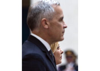 Dopo l'incontro a Roma tra Carney e Vance