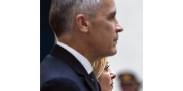 Dopo l'incontro a Roma tra Carney e Vance