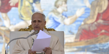A San Pietro l'ordinazione di 11 preti