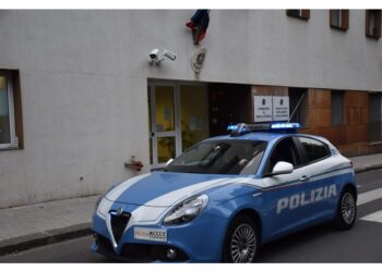 Vittima è 68enne. Pm Caltagirone apre inchiesta