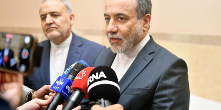 Lo dice il ministro degli Esteri Araghchi in partenza per l'Oman