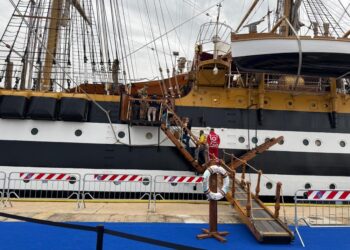 Quindicesima tappa tour Mediterraneo alla banchina D'Acquisto