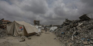 Lazzarini (Unrwa) denuncia a Bbc stop deliberato a cibo per Gaza