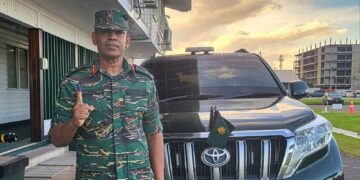L'avvertimento del capo dell'esercito Khan