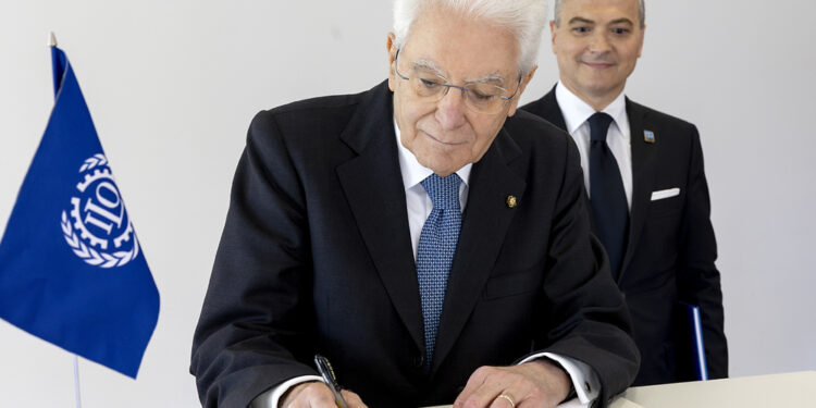 La Costituzione delinea con chiarezza un modello di società