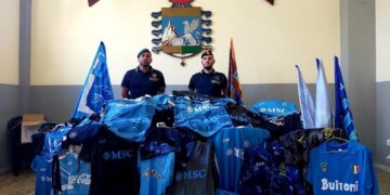 Sequestri per 300mila euro dei finanzieri in centro a Napoli