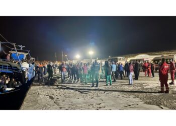 Nell'hotspot si trovano 765 profughi