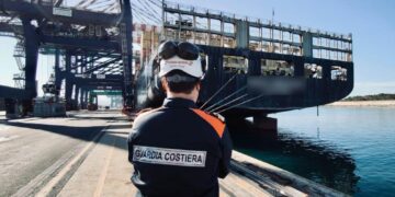 Guardia costiera elevato sanzione amministrativa di 10.000 euro
