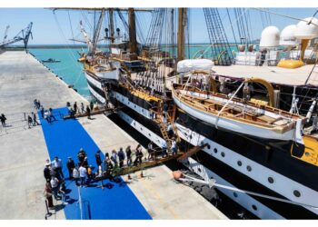 La nave verso Reggio Calabria