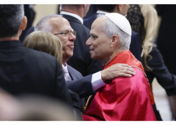 Domani la prima udienza col personale vaticano