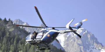Quarantaquattrenne francese stava scendendo dal versante Nord