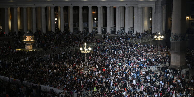 Domani attesi 150mila fedeli