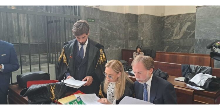 I pm depositano in udienza i capi di imputazione riscritti
