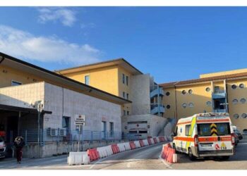Indagini delle forze dell'ordine per chiarire la dinamica
