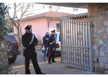 Picchiato e sequestrato custode