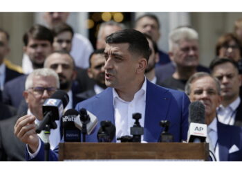 Nonostante i primi exit poll diano in netto vantaggio Dan