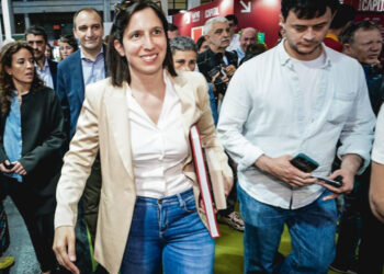 Siamo qui per accendere un faro sui referendum