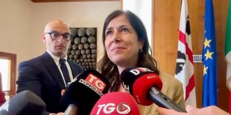 La presidente: 'vado avanti