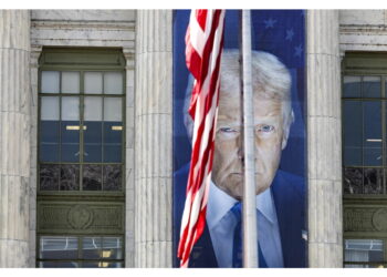 'Oggi è un giorno brutto e pericoloso per l'America'