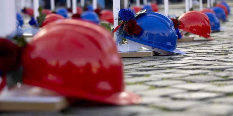 Incidente sul lavoro in una cava di inerti della Valtellina
