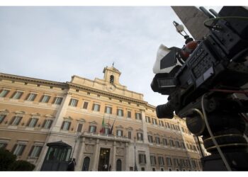 Ipotesi avanzata alla capigruppo di Montecitorio.Pd