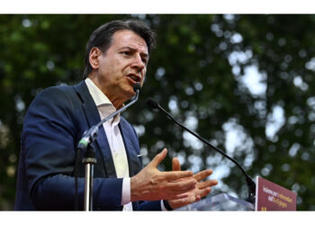 Via libera alla candidatura a governatore