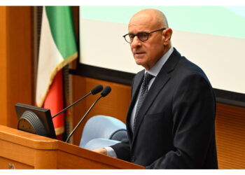 Proposta dalla maggioranza. Rampelli