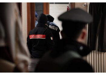 Una donna sostiene che la violenza è avvenuta domenica notte